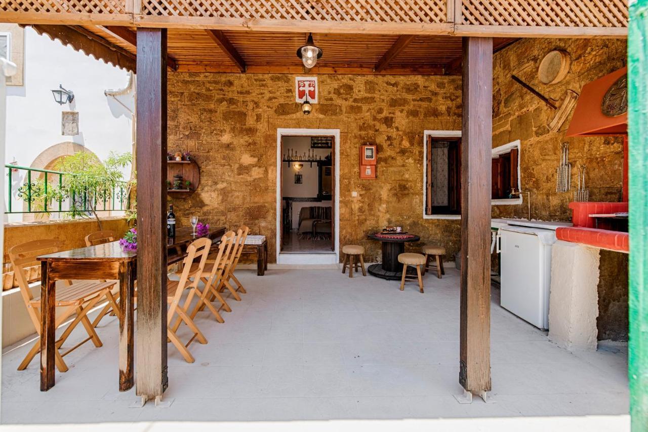 Hara's Traditional Detached House In Malona Σπίτι διακοπών