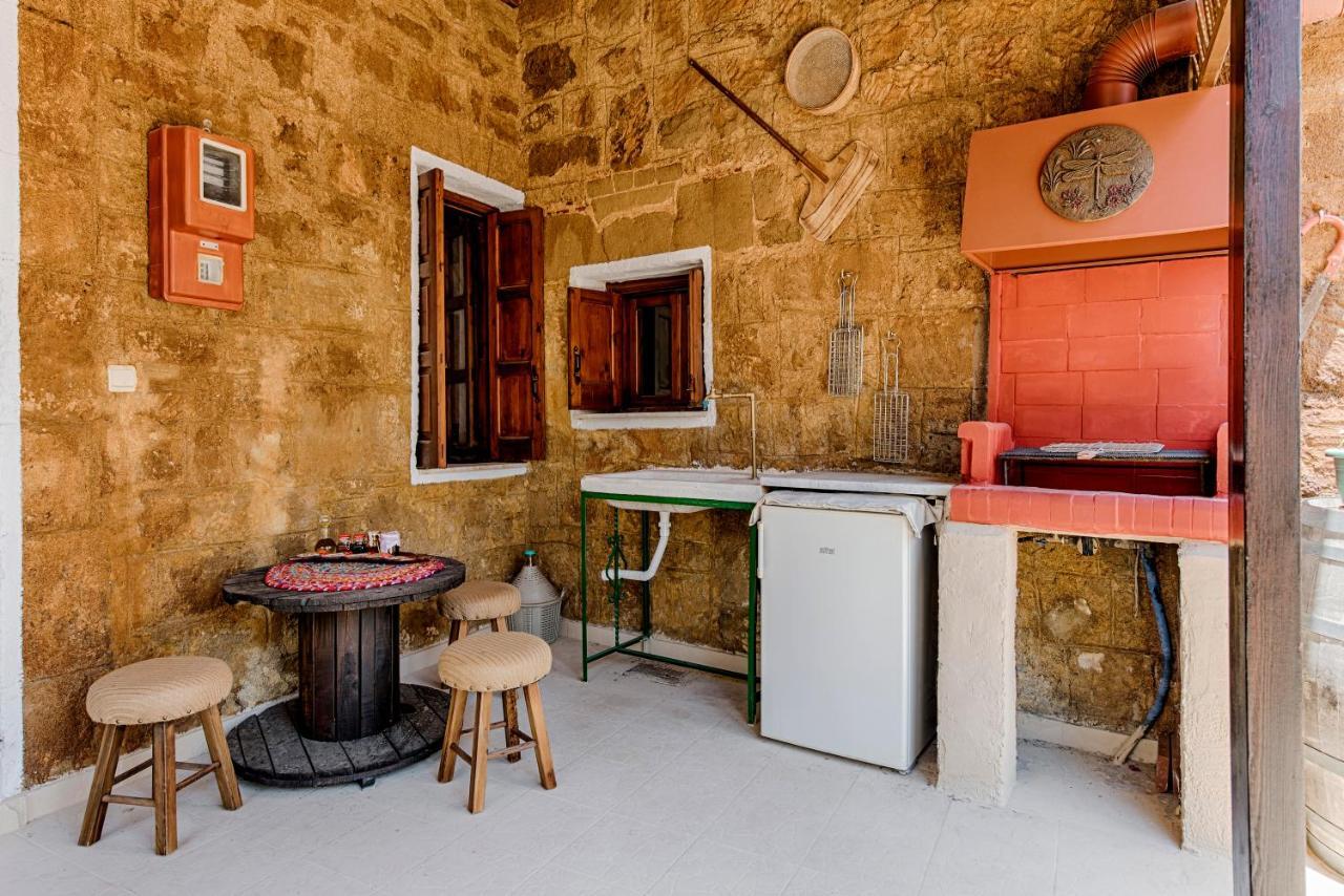 Σπίτι διακοπών Hara's Traditional Detached House In Malona