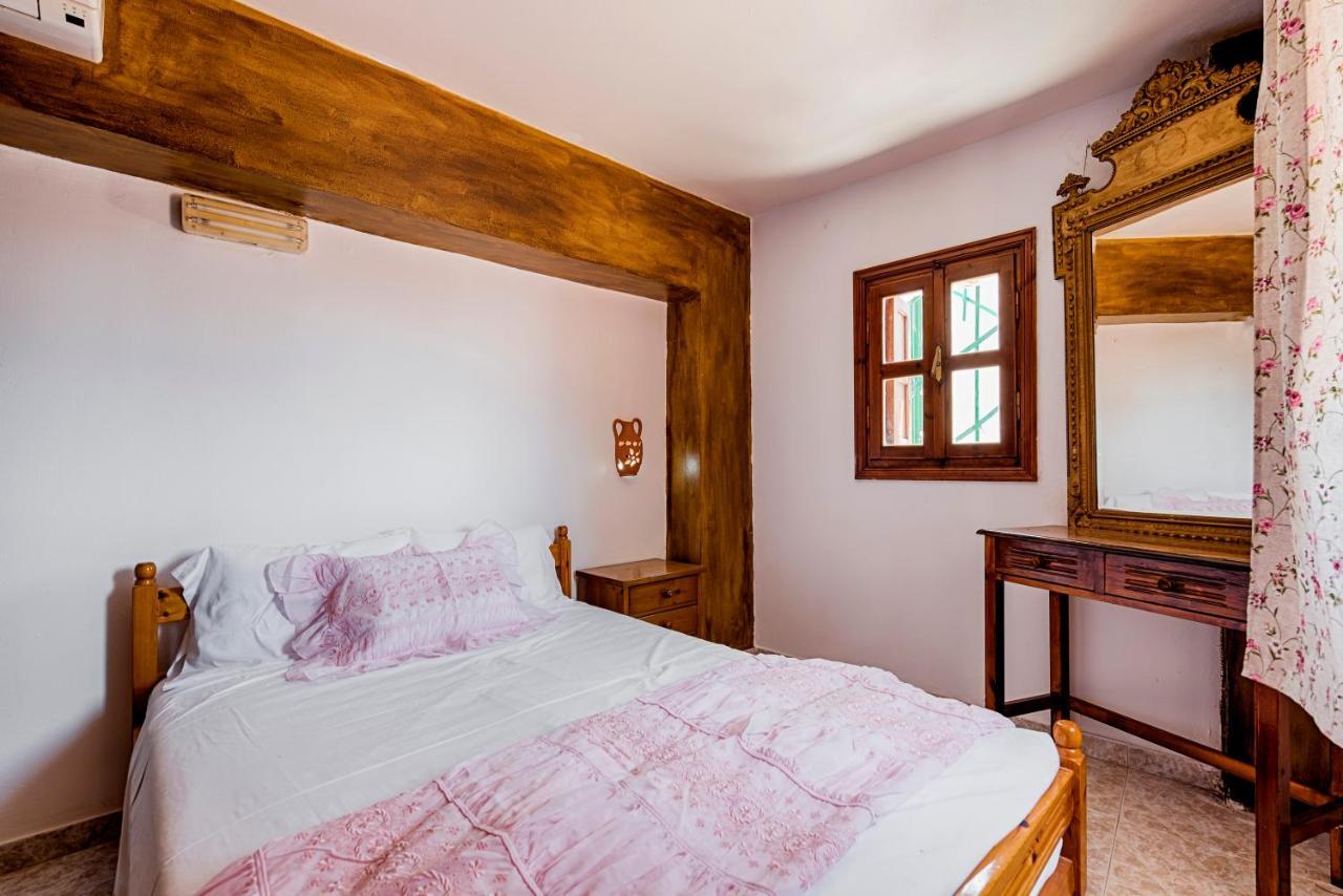 Holiday home Hara's Traditional Detached House In Malona Malona Village